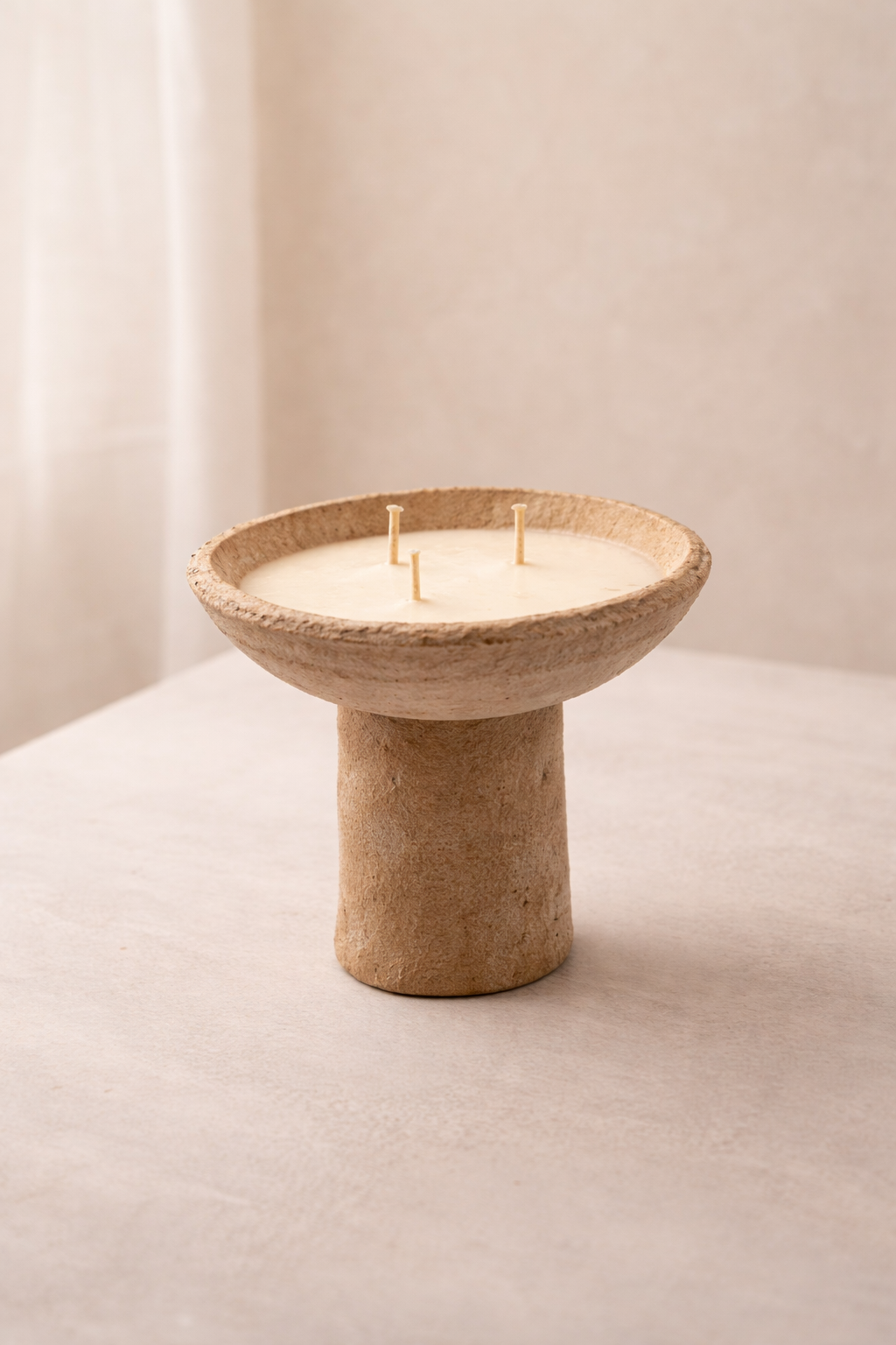 Eskitme Detaylı Ayaklı Seramik Mum